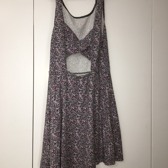American Eagle Summer Dress with Back Cutout - Picture 3 of 3